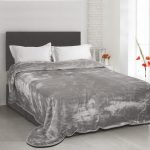 Υπέρδιπλη μονόχρωμη κουβέρτα Velvet 220x240